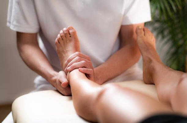 Fuß und Hand Reflexzone Massage